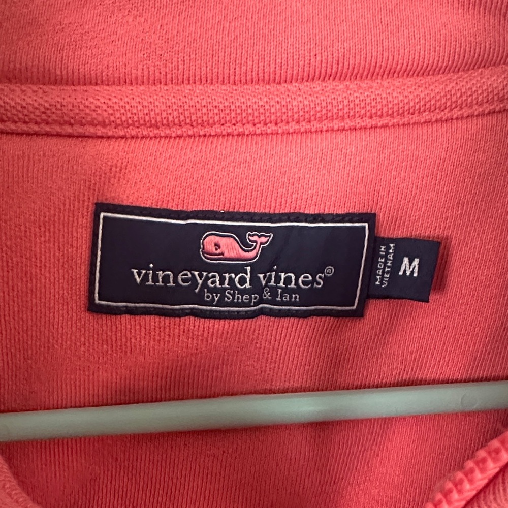Vineyard Vines Coral Crewneck - Picture 2 of 4